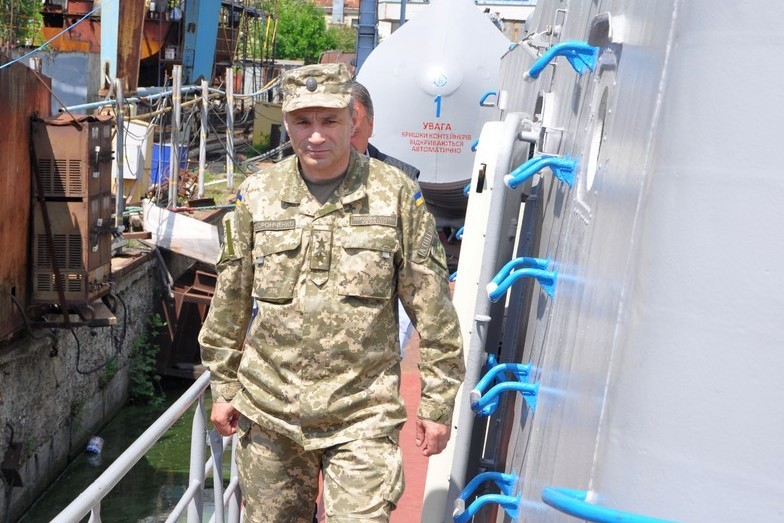 Командувач ВМС залишився незадоволеними темпами ремонту катеру на миколаївському заводу
