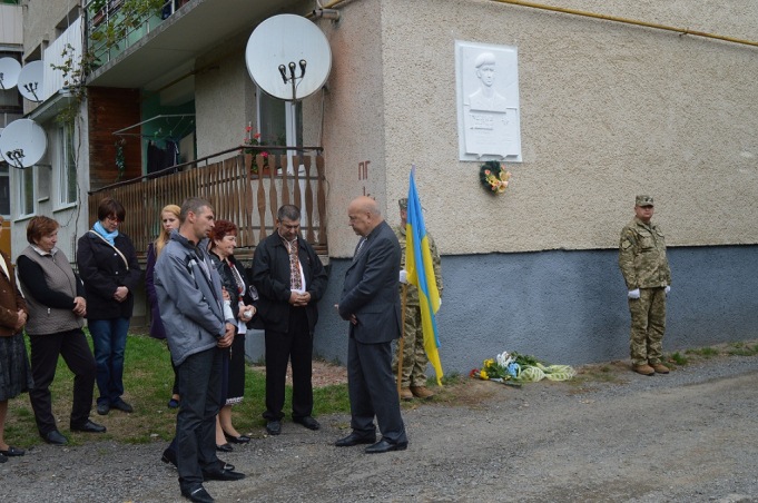 На Ужгородщині відкрили меморіальну дошку герою Анатолію Голику - фото 1