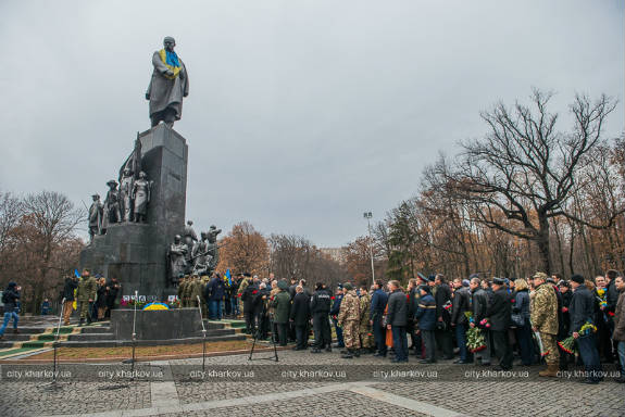 У Харкові вшанували пам'ять героїв Небесної Сотні і воїнів АТО - фото 2