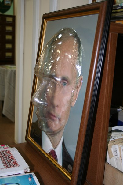 Росіяни зможуть помацати Путіна  - фото 1