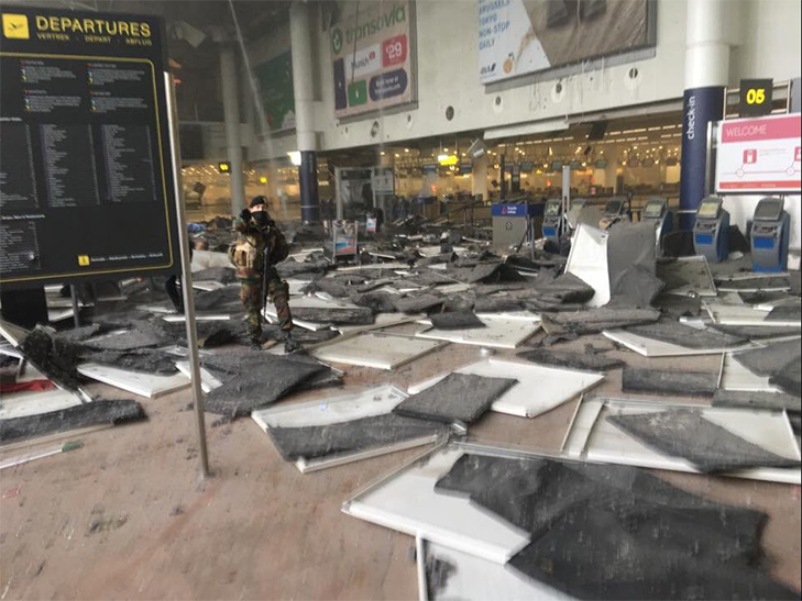 Теракти в Брюсселі (ФОТО 18+) - фото 10