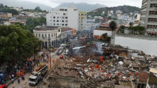 У столиці Бразилії пролунав вибух, зруйновані десятки будинків - фото 2