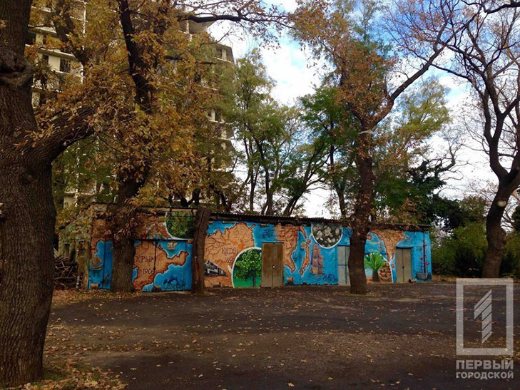 Переселенці розмальовують оранжерею Ботанічного Саду Одеси - фото 3