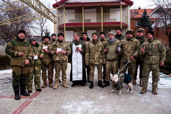 У Дніпропетровську атошників нагородили церковними медалями - фото 1