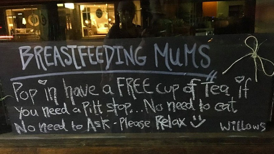 У Сіднеї матусь, які годують грудьми, пригощають чаєм у кафе - фото 1