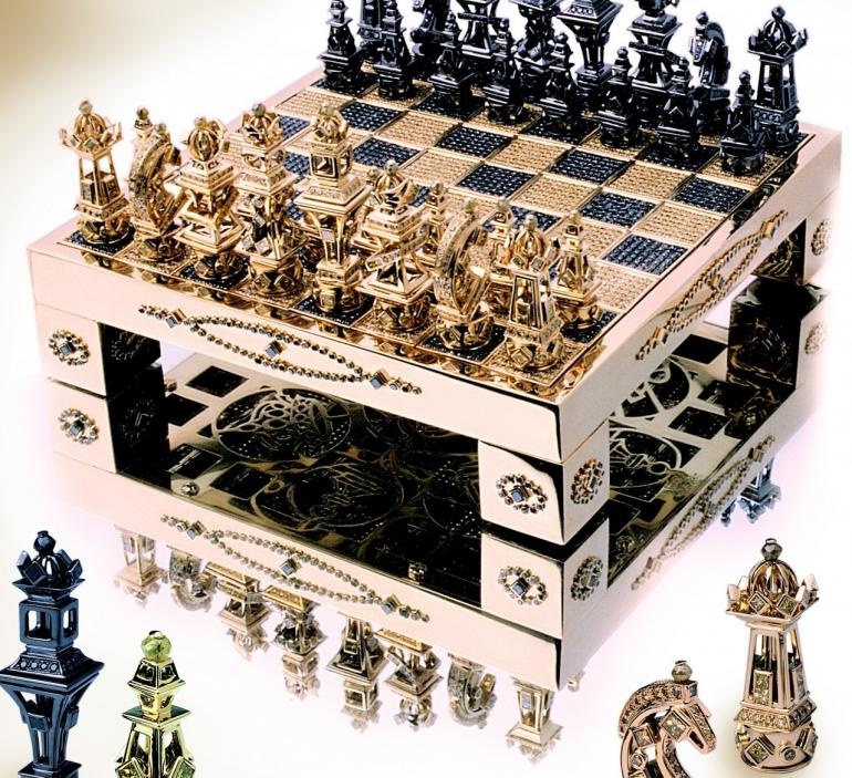 Як ви глядають золоті шахи, інкрустовані діамантами - фото 1