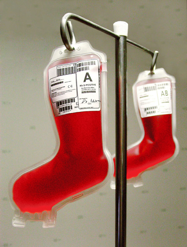 Як винахідливо прикрашають лікарні до Різдва на Заході  - фото 6