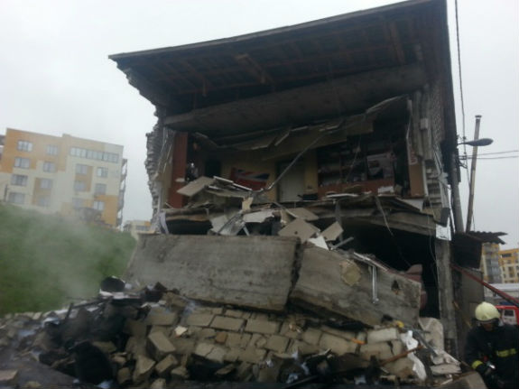 У Києві пролунав потужний вибух: є загиблі - фото 2
