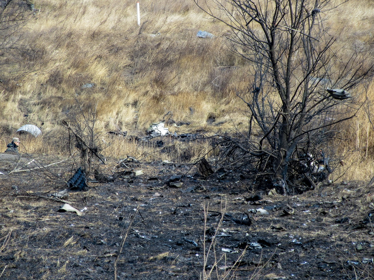 З'явилися фото з місця падіння літака СУ-25 під Запоріжжям - фото 3
