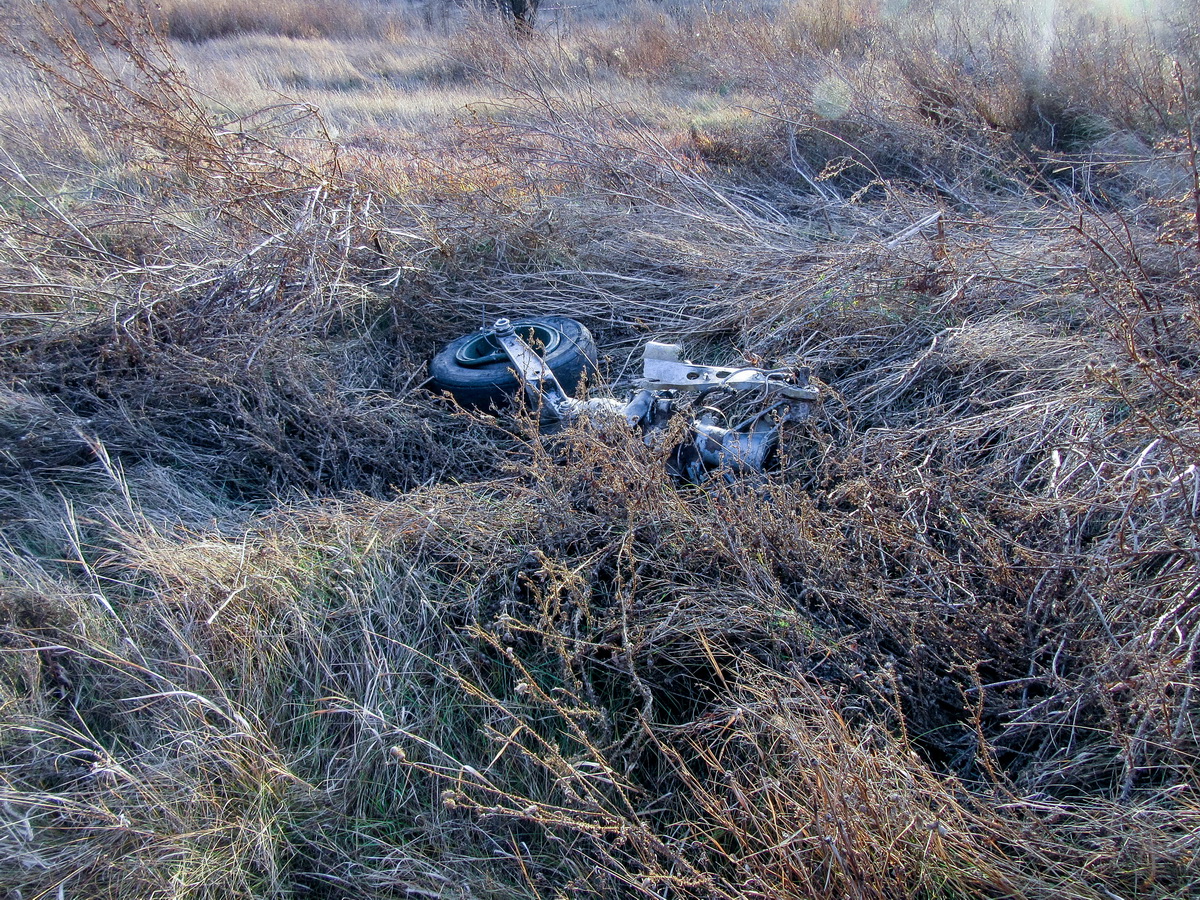 З'явилися фото з місця падіння літака СУ-25 під Запоріжжям - фото 15
