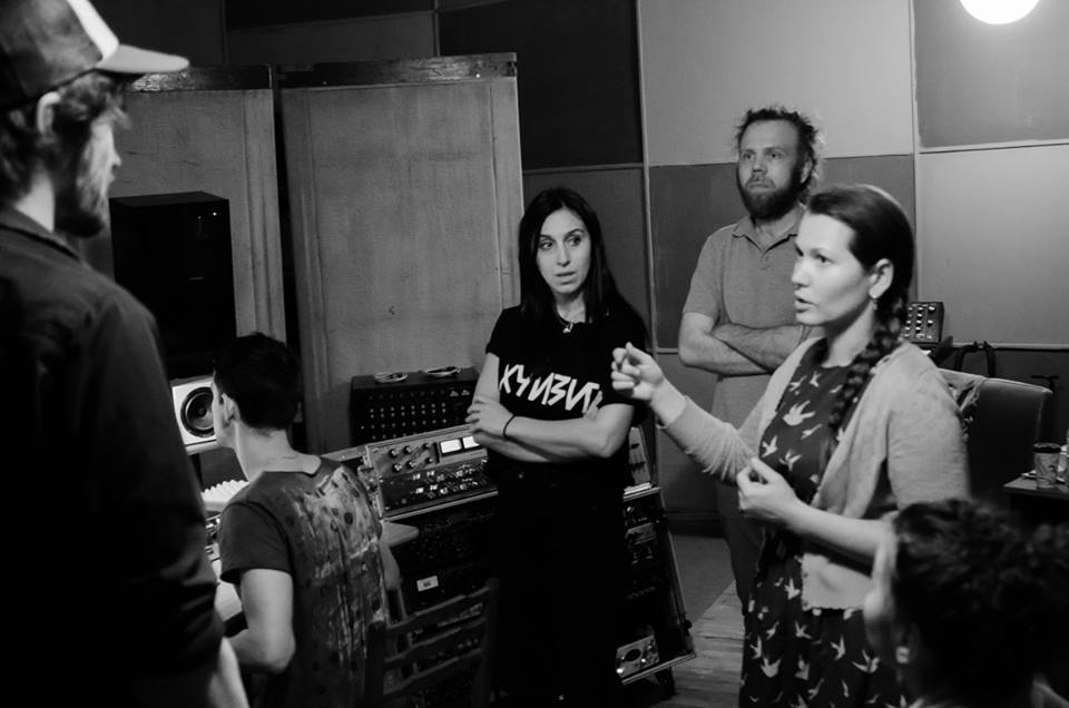 Як Джамала і ДахаБраха спільну пісню записували - фото 3 Як Джамала і ДахаБраха спільну пісню записували - фото 3
