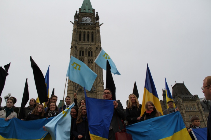 У Канаді флешмобом вшанували пам'ять жертв депортації кримських татар - фото 2
