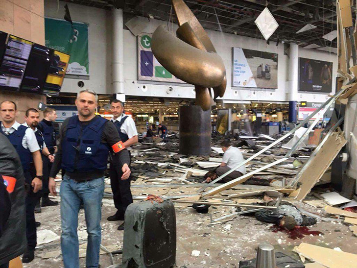 Теракти в Брюсселі (ФОТО 18+) - фото 5