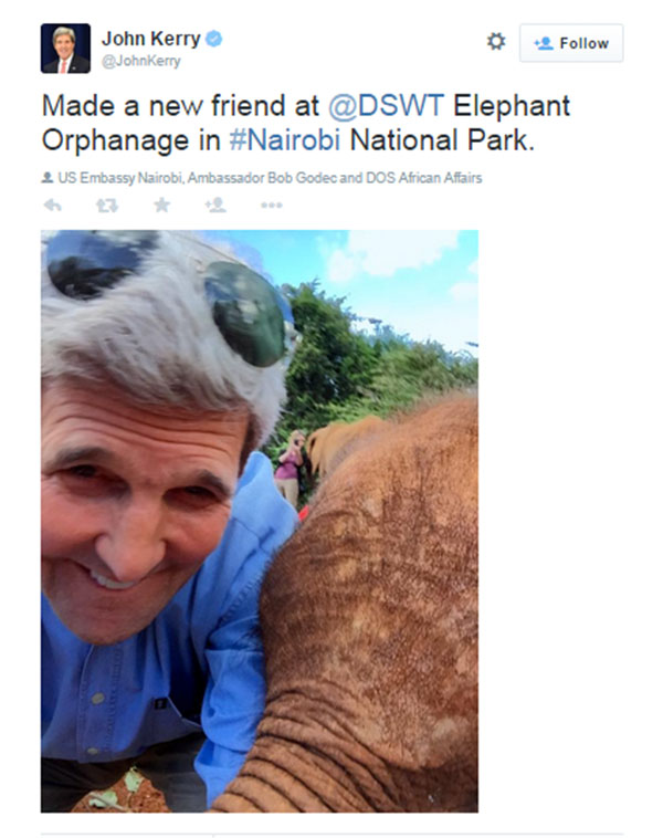 Держсекретар США підкорив Мережу власним знімком зі слоненям (ФОТО) - фото 1