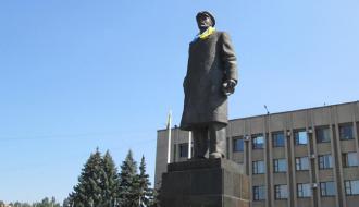 У Слов'янську з'ясували, скільки активісти економлять, поваливши Леніна - фото 1