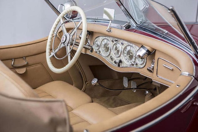 Рідкісний Mercedes, який викрали 70 років тому, виставили на аукціон - фото 2