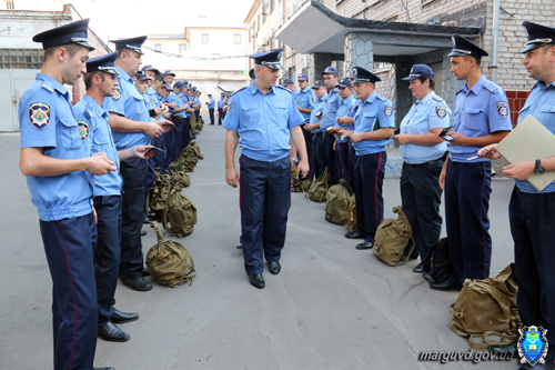 Маріупольськіх міліціонерів підняли по тривозі і змусили зібрати валізи (ФОТО)  - фото 10