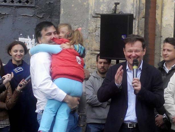 Комітет виборців України звинуватив Саакашвілі в агітації в робочий час - фото 1