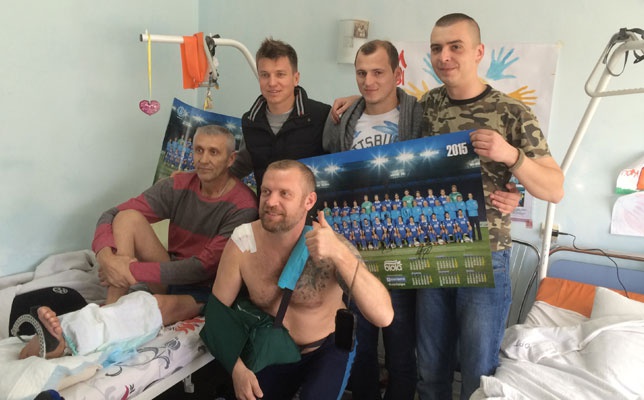 Хто з українських футболістів допомагає воїнам АТО - фото 7