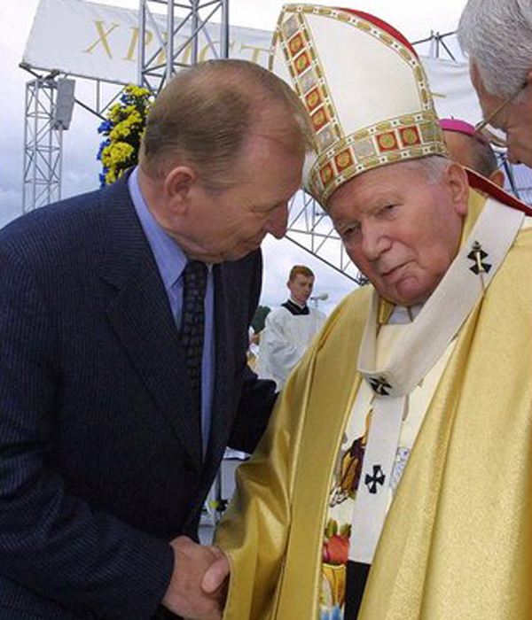 Добрі справи, дива і мудрі цитати Іоанна Павла II - фото 2