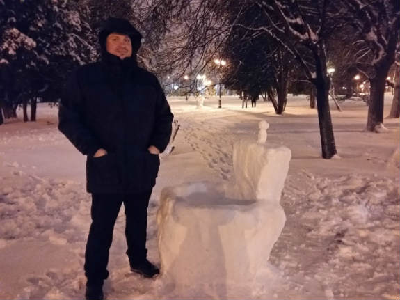 Харків після заметілі здивувала велика кількість снігових скільптур - фото 16