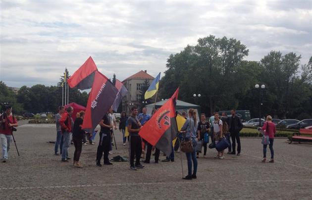 Мукачівські партизани вже прорвалися в Ужгород (ФОТО) - фото 2