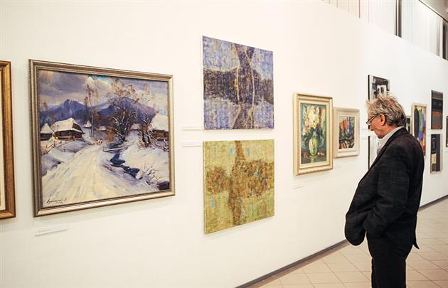 Закарпатські художники відкрили масштабну виставку в Угорщині - фото 1
