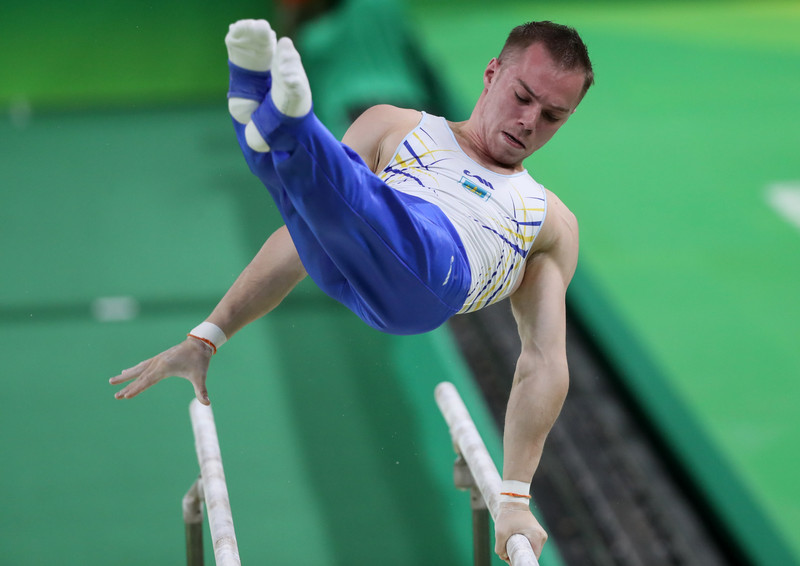 Як український гімнаст Верняєв здобував золото на брусах (ФОТОРЕПОРТАЖ) - фото 3