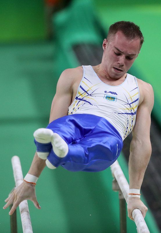 Як український гімнаст Верняєв здобував золото на брусах (ФОТОРЕПОРТАЖ) - фото 2