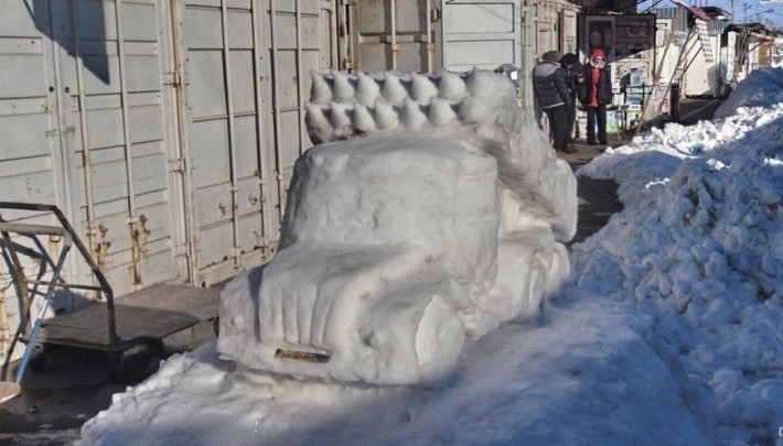 В Одесі спорудили величезний сніжний пеніс - фото 4