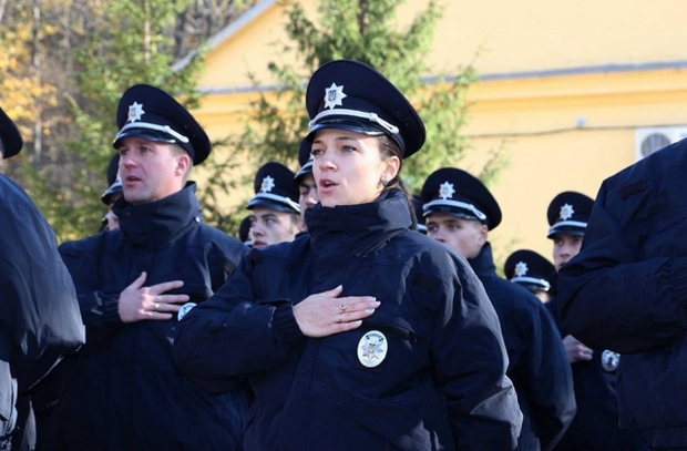 Львівські поліцейські розмножилися - фото 1