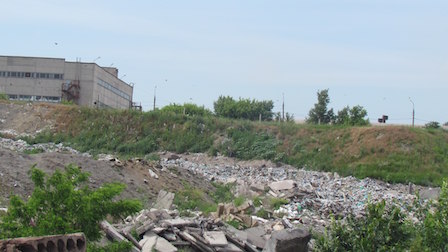 Як виглядає головне сміттєзвалище Маріуполя: загоряня теж відбуваються (ФОТО) - фото 3