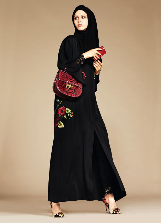 Dolce & Gabbana випустили колекцію одягу для мусульманок - фото 3 Dolce & Gabbana випустили колекцію одягу для мусульманок - фото 3