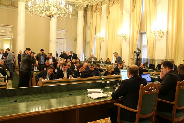 Чиновникам Львівської ОДА закуплять комп’ютерів на 300 тисяч гривень - фото 1