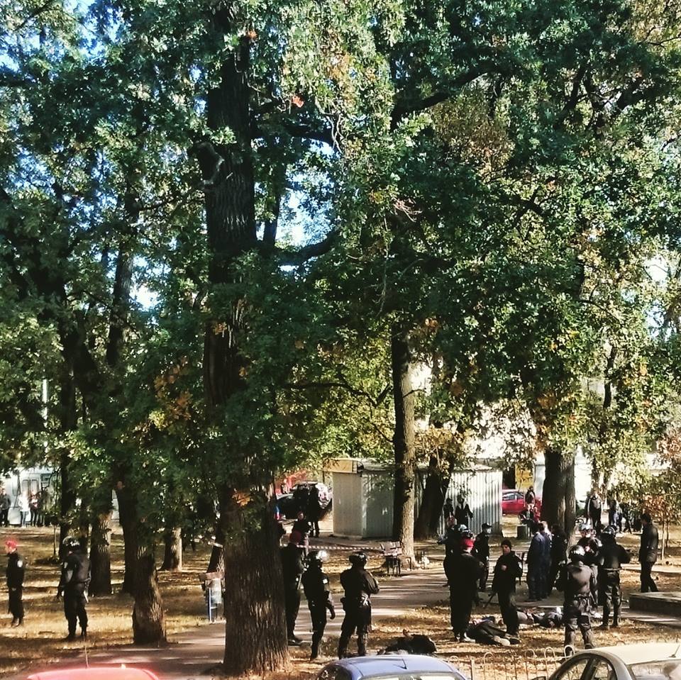 Як спецпризначенці пов’язали 20 рекетирів біля "Житомирської" (ФОТО) - фото 1