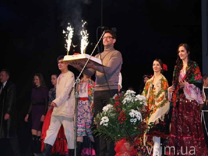 Театр Старицького відкрив ювілейний сезон справжнім шоу - фото 1