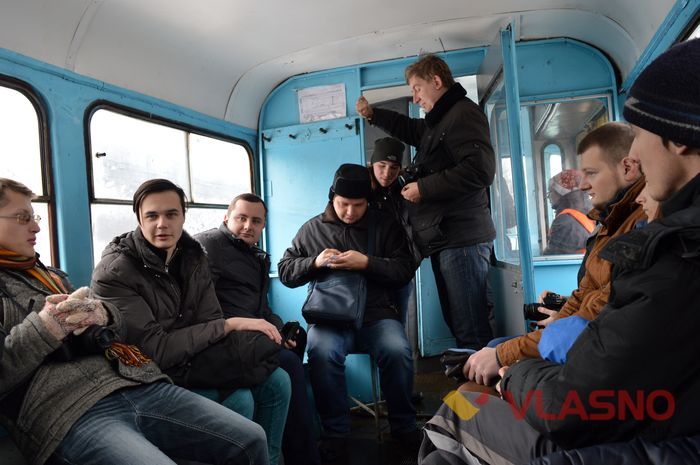 Вінничани "обкатали" раритетний трамвай  - фото 1