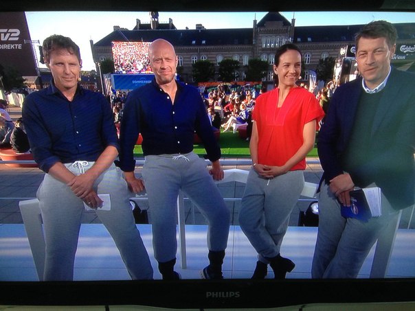 Експерти датського телебачення піхопили моду на "штани Кіраї" - фото 1