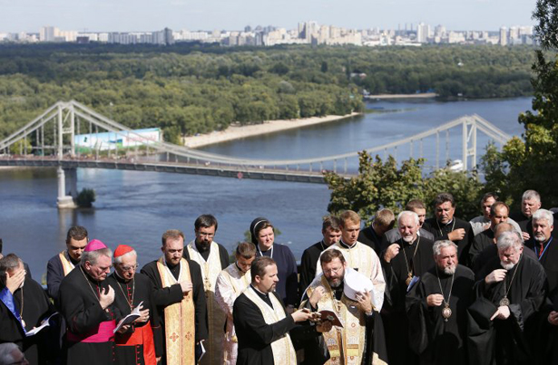 Як відзначали Хрещення Русі в Україні (ФОТО) - фото 12