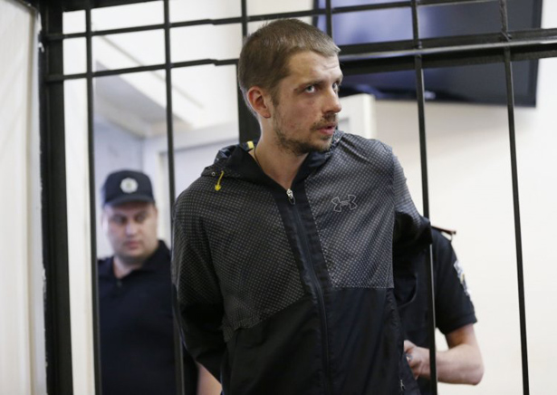 У Києві триває перший суд над підозрюваними у вбивстві Бузини - фото 4