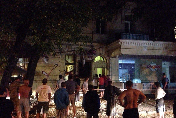 "Хоробрі" терористи з "Одеського підпілля" взяли на себе відповідальність за вибух в кафе - фото 1