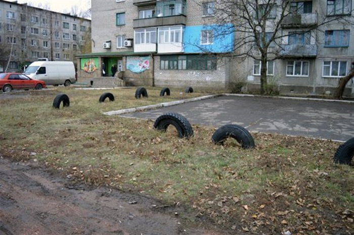У Красноармійську прямо на вулиці валяються гранати (ФОТО) - фото 1
