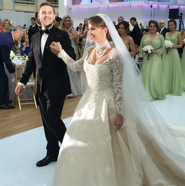 Як відгуляв весілля доньки дизайнер російського військового одягу (ФОТО) - фото 1