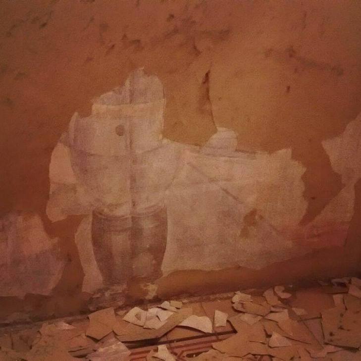 В стіні однієї з будівель Одеси знайшли унікальні "ноги" (ФОТО) - фото 1