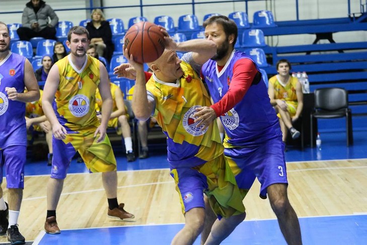 Як Труханов разом з депутатами та чиновниками у баскетбол грав (ФОТО) - фото 4