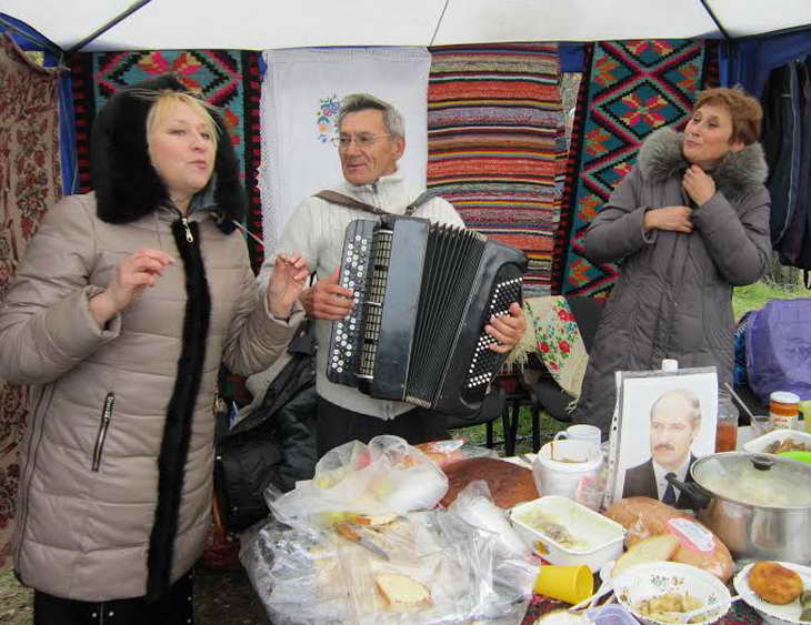 До найголовнішого свята запорозьких козаків долучилися півтисячі гостей з шести областей України - фото 10