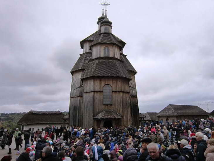 До найголовнішого свята запорозьких козаків долучилися півтисячі гостей з шести областей України - фото 1