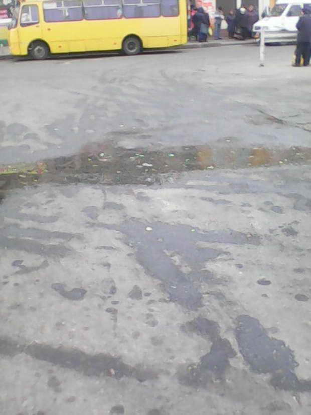 Мелітопольську автостанцію затопила каналізація – стоїть  нестерпний сморід - фото 1