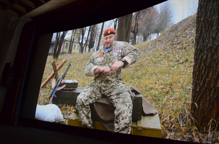 "Воїни духу": Запоріжці першими в Україні побачили нову стрічку про Донецький аеропорт - фото 3