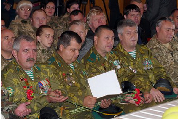 На Дніпропетровщині на Покрова вітають військових - фото 2
